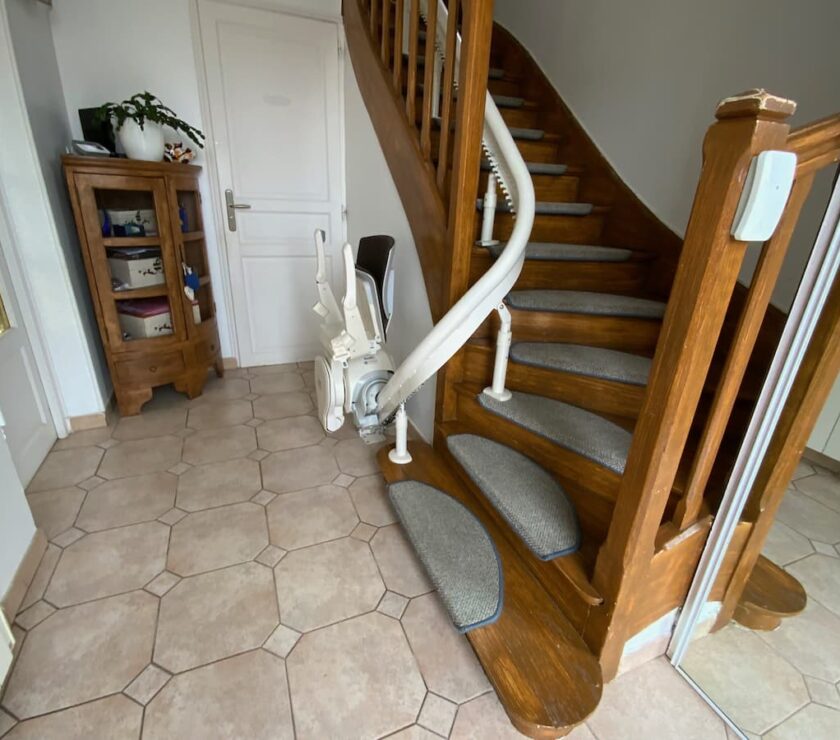 chaise monter escalier​