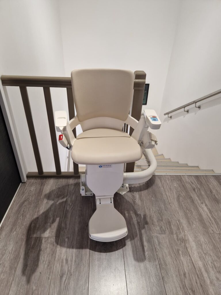 monte escalier fauteuil​